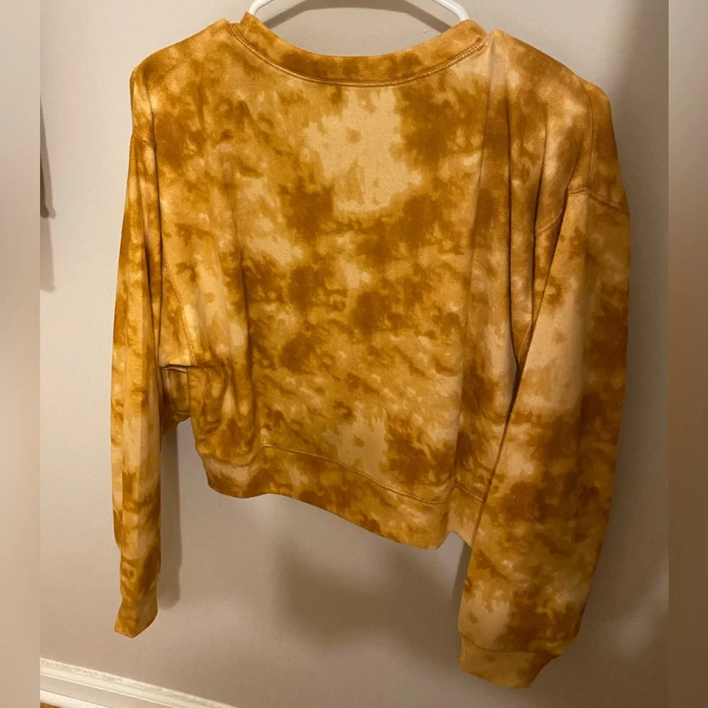 Tie Dye Cropped Crewneck - Picture 3 of 4